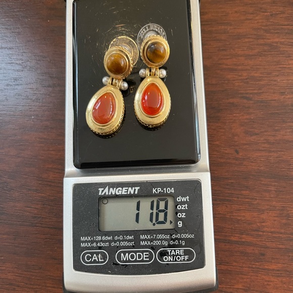 Carolee natural carnelian tigers eye freshwater pearl gold drop earrings - Picture 10 of 10